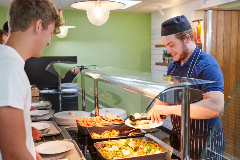 School canteen in Dubai serving healthy school meals to students under the city’s nutrition initiative