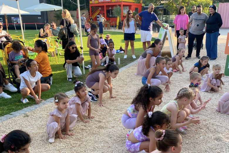 Young dancers showing creative choreography in Dubai