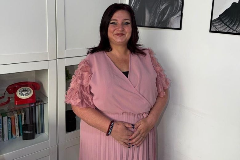 Jane Elizabeth, a Certified ( KHDA attested ) Meditation Instructor & Holistic Coach.