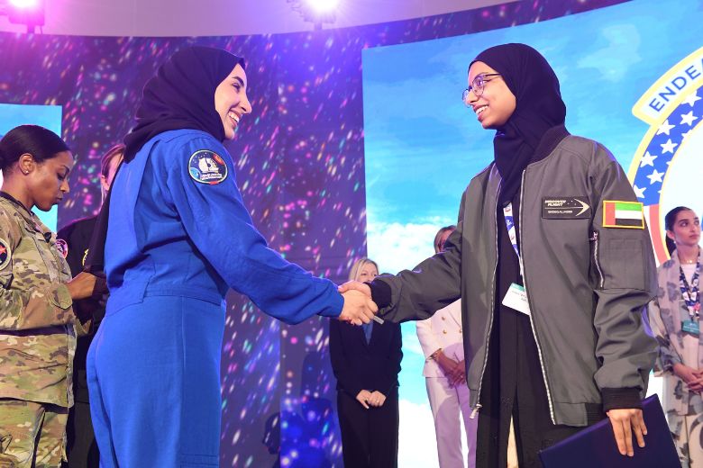 Through the Discover Flight Programme, aspiring female Emirati students are given the opportunity to experience their first introductory flight