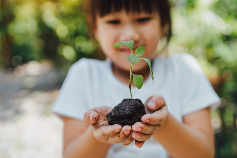 Nature-based learning encourages curiosity, wellbeing and a lifelong love of exploration